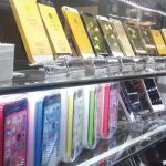 موبایل ۷۲ میلیونی در بازار تهران/ جدول قیمت گوشی‌های لاکچری